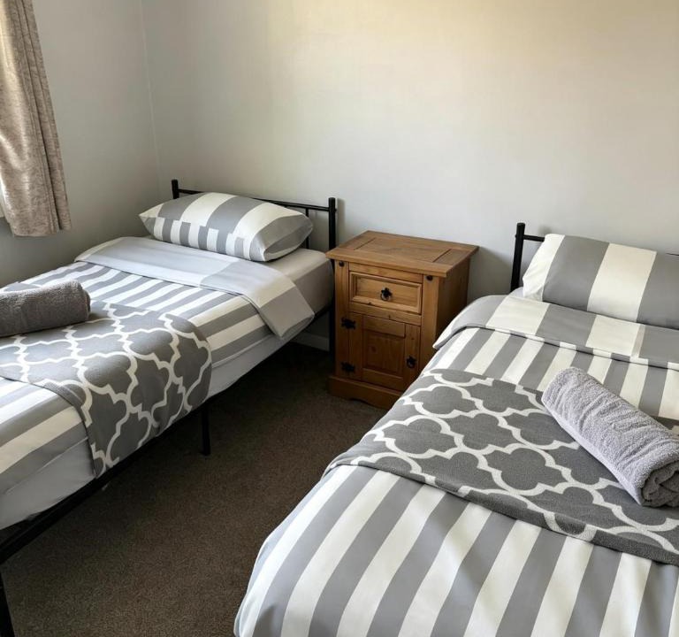 Newark upon Trent House | Budget Friendly, comfortable 3 BR HSE,Close to City Centre,Sleeps 5