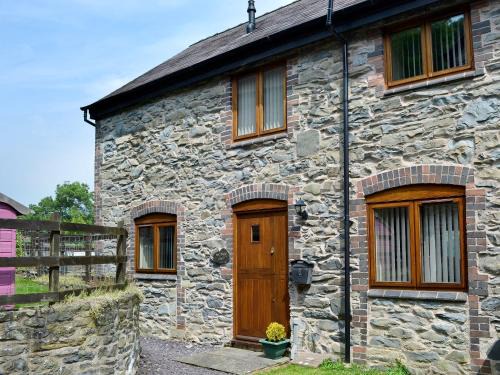 Acrefair House | Bwthyn Clyd