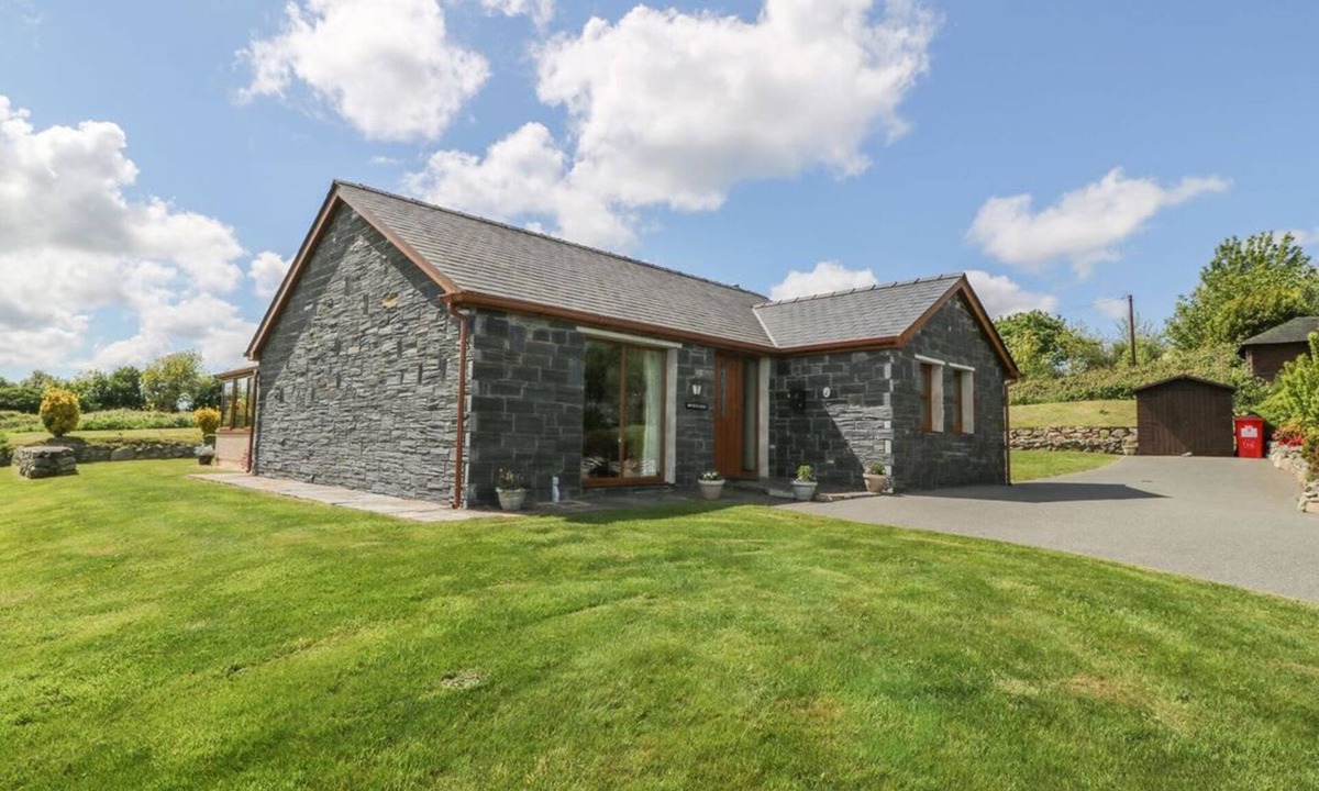 Llanddaniel Fab House | Bwthyn Clyd, Llanddaniel Fab