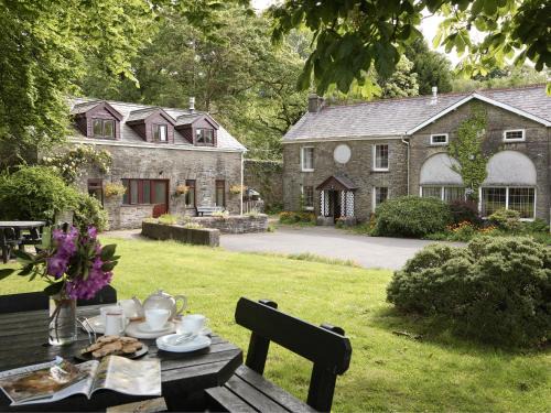 Margam House | Bwthyn Y Saer