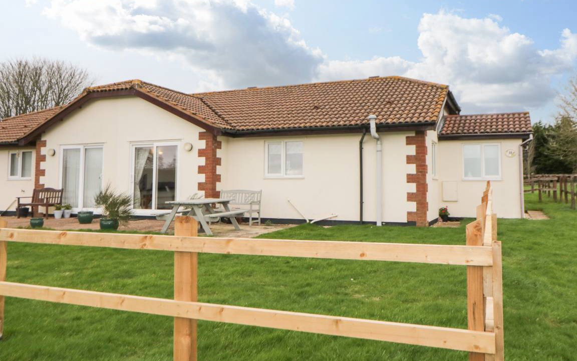 Sidmouth Cottage | Cabin ∙ 2 bedrooms ∙ 5 guests