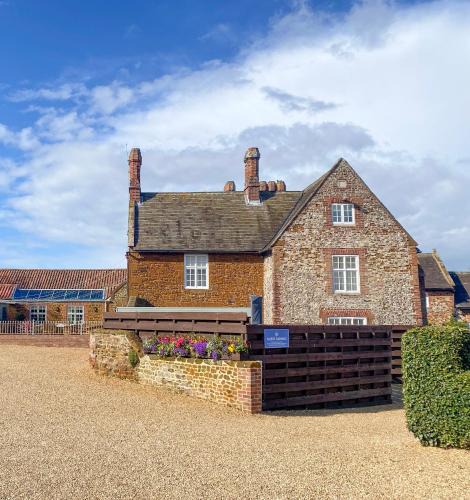 Hunstanton House | Caley Hall