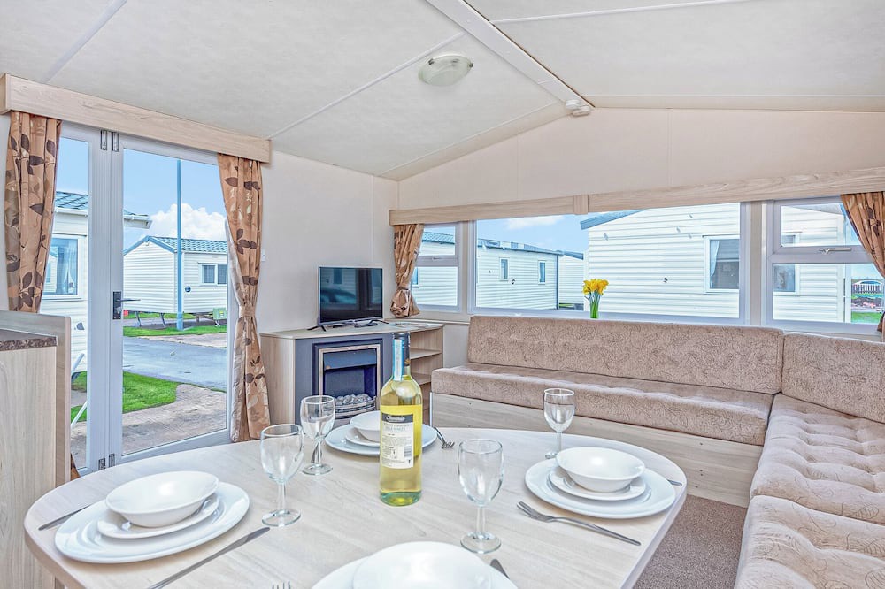 Prestatyn House | Caravan with one double and two twin.