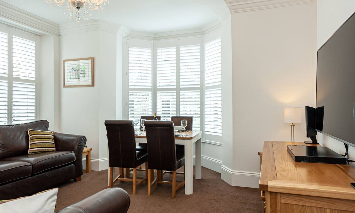 Keswick Apartment | Carlton 2
