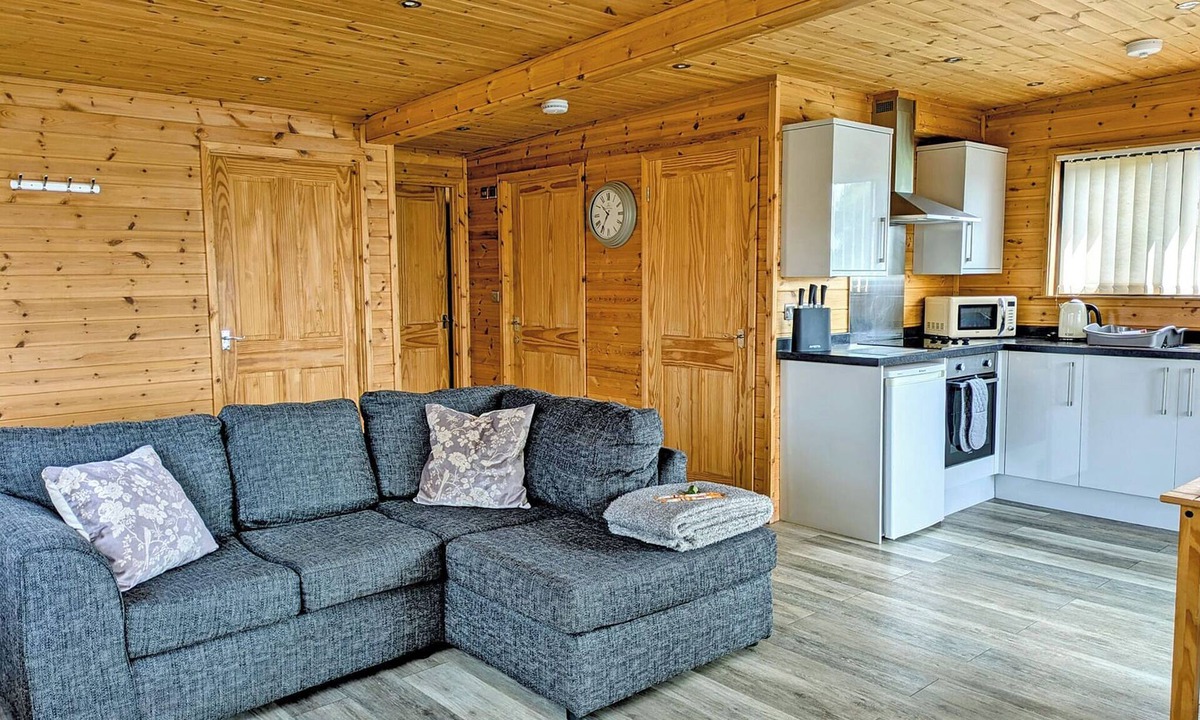 Ely Ski Chalet | Cathedral View 2 Pet