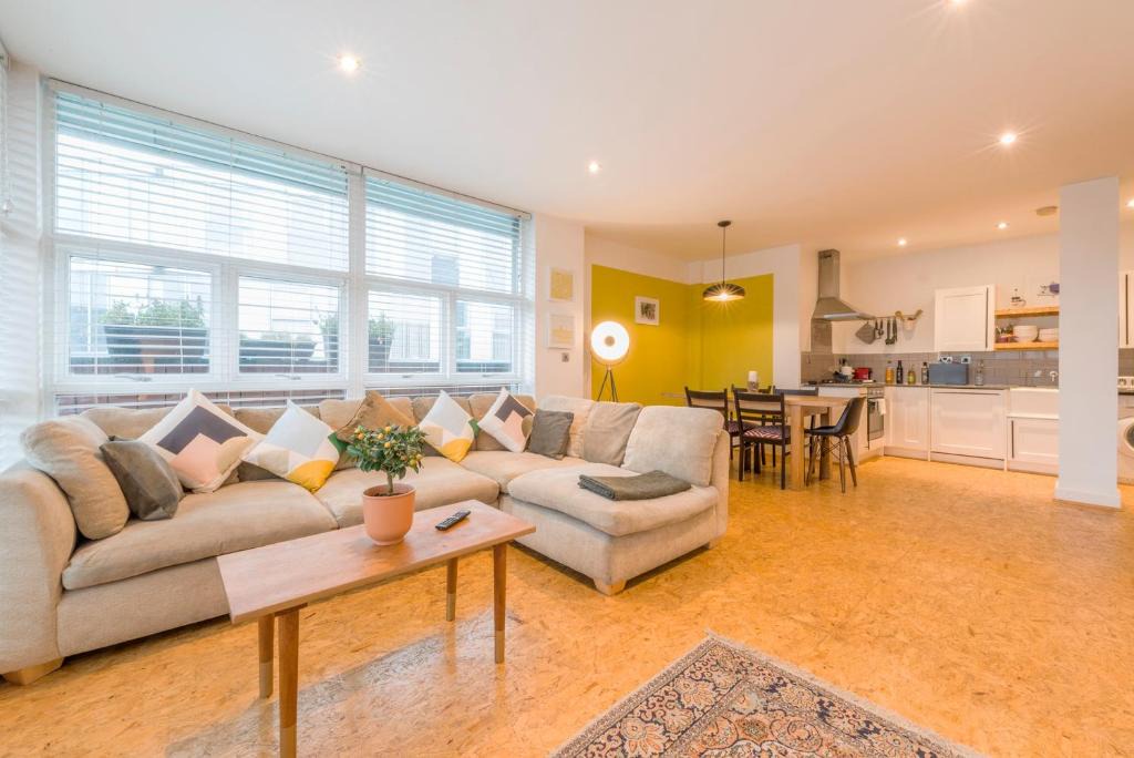 New Islington Apartment | Central Manchester Spacious 1 Bedroom Apartment