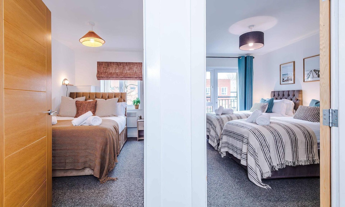 Formby Apartment | Centrally Located Flat off Formby High Street
