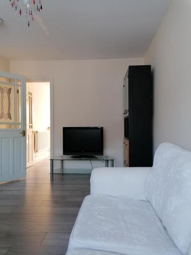 Ickenham Apartment | Chantilly