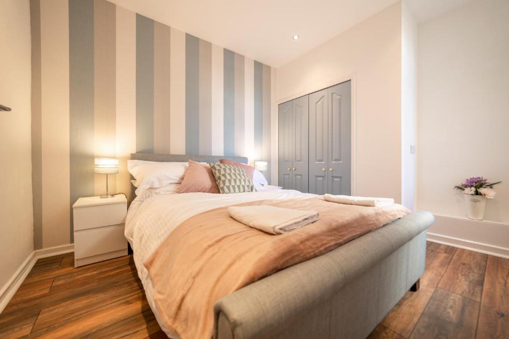 Thornton-Cleveleys Apartment | Charles Alexander Short Stay - Highcliffe Apartments