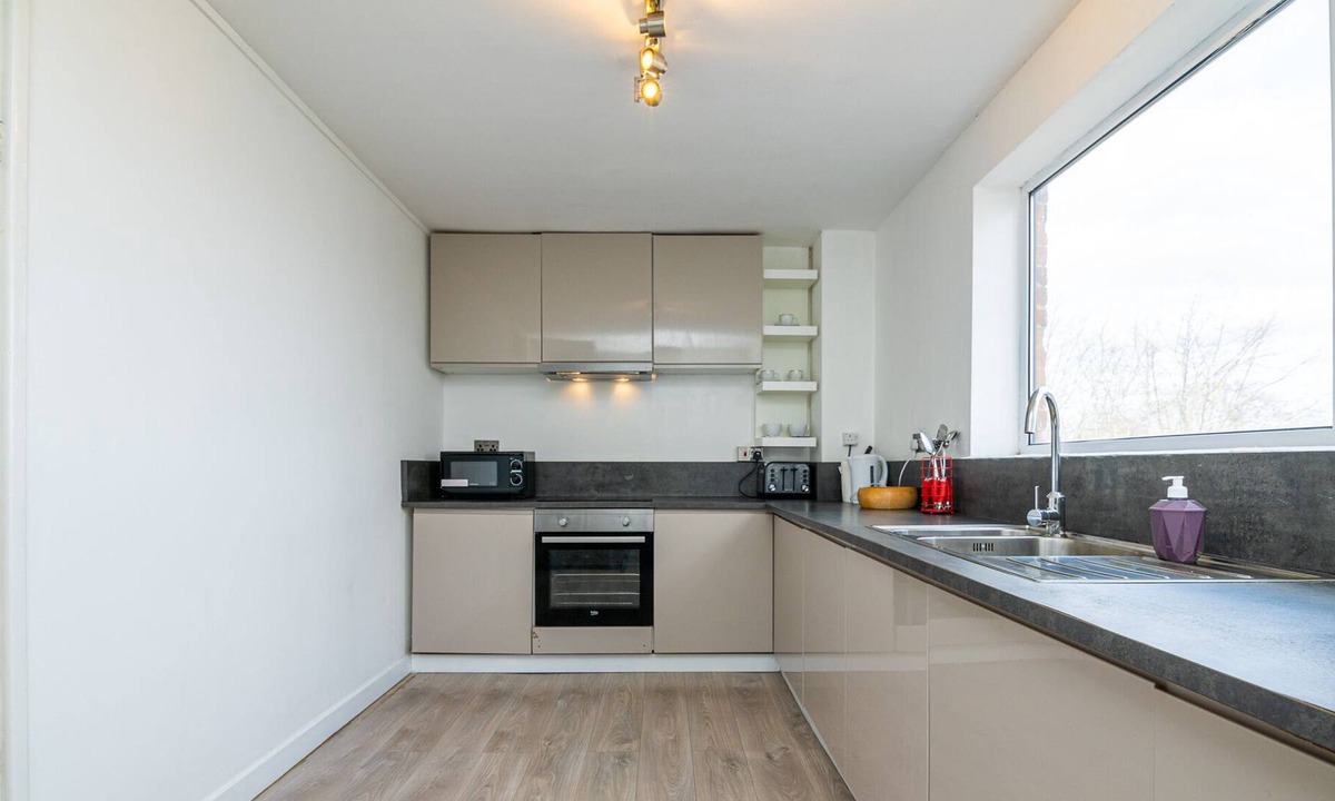 Alperton Apartment | Charming Two Bedroom Apartment Near Wembley London