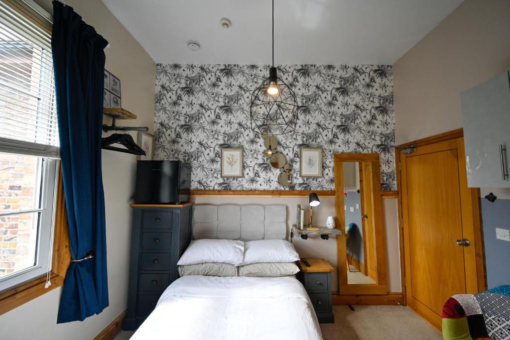 Broseley Apartment | Cherry Tree Studio