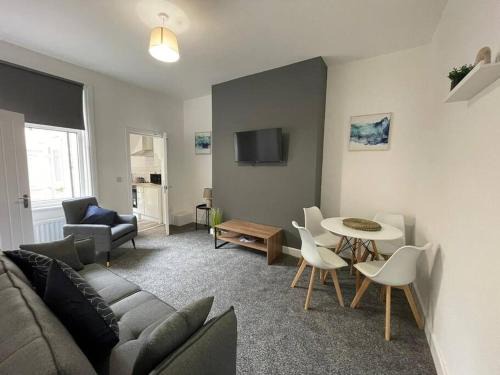 Westoe Apartment | Coastal Tyneside Flat