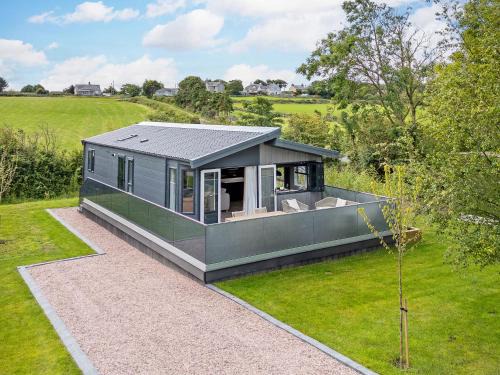 Llanfechell House | Coed Aros Lodge
