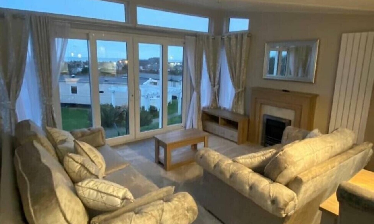 St Leonards-On-Sea Cottage | Combe Haven Holiday Park - Holiday Accommodation 21442