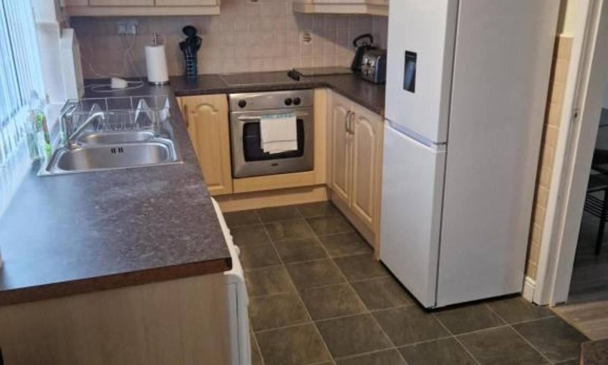 Washington House | Comfortable 2Br Home-free Parking-great Location