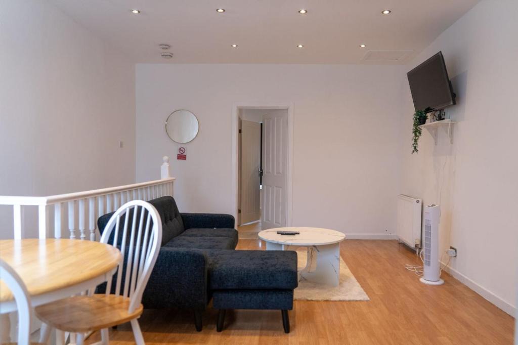 Bolton Apartment | Comfortable Base with Great Transport Links