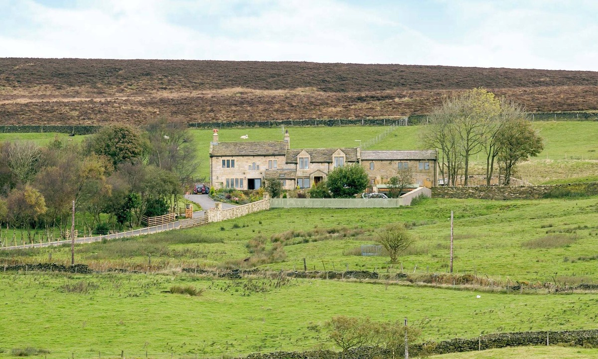 Hebden Bridge Cottage | Commons Farm Cottage