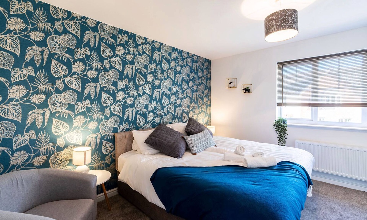 Woodmansey House | Contractor*Leisure*Comfy King Bed*Free Parking