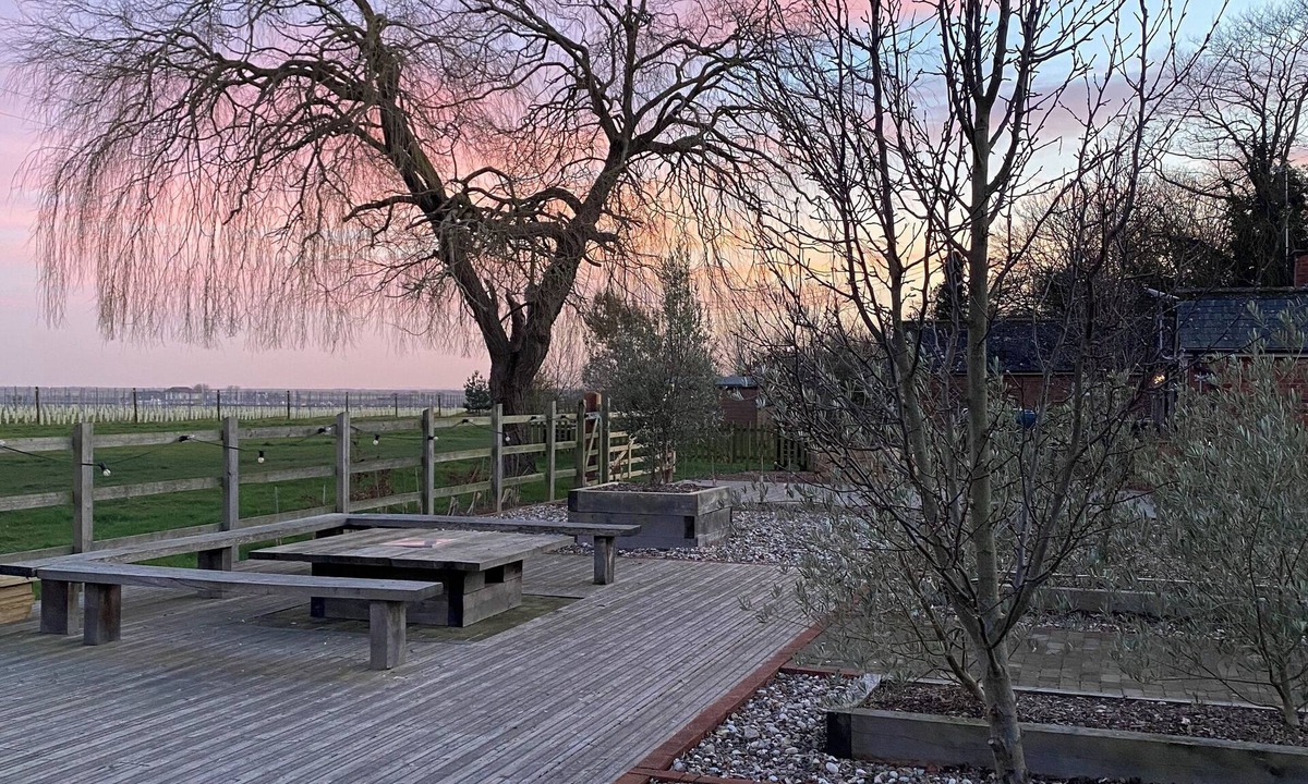 Burnham-on-Crouch House | Converted Barn on a working farm/Vineyard with Coastal walks and friendly goats.