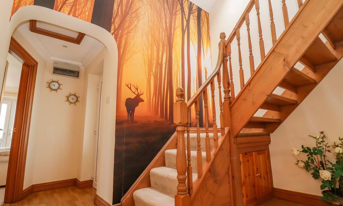 Cinderford Cottage | Corner House
