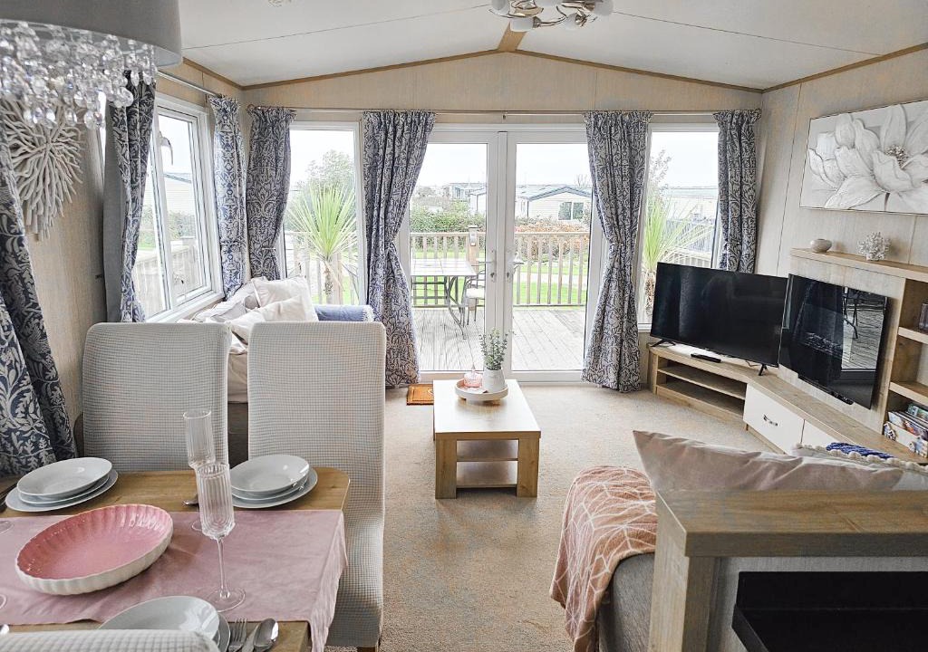 Truro House | Cornish Dream Perranporth, Pool,Bar, Arcade