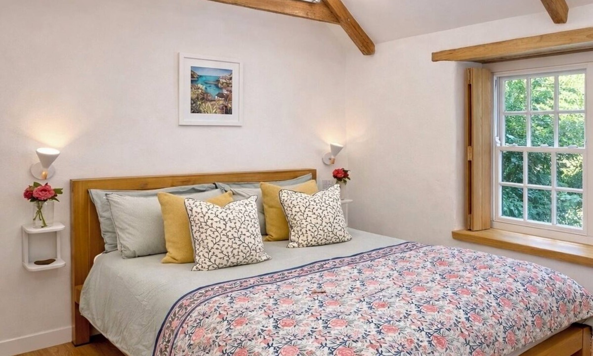 Saint Kew Cottage | Cornwall Getaway for two - The Loft