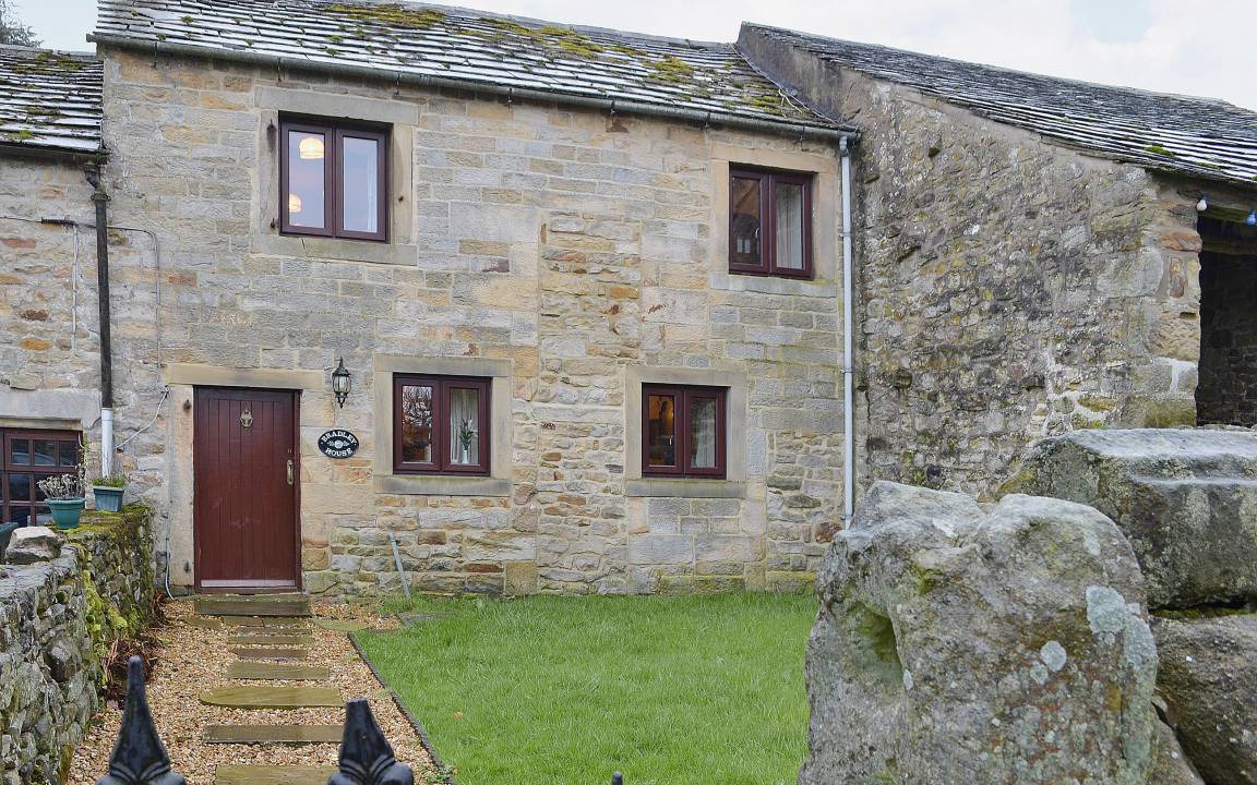Harrop Fold Cottage | Cottage ∙ 2 bedrooms ∙ 3 guests