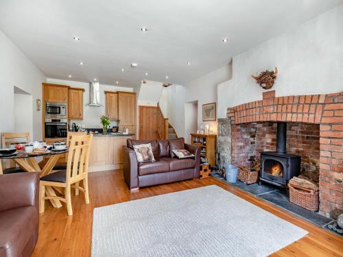 Moretonhampstead House | Cowshed