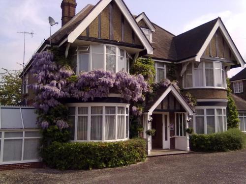 East Grinstead House | Cranston House