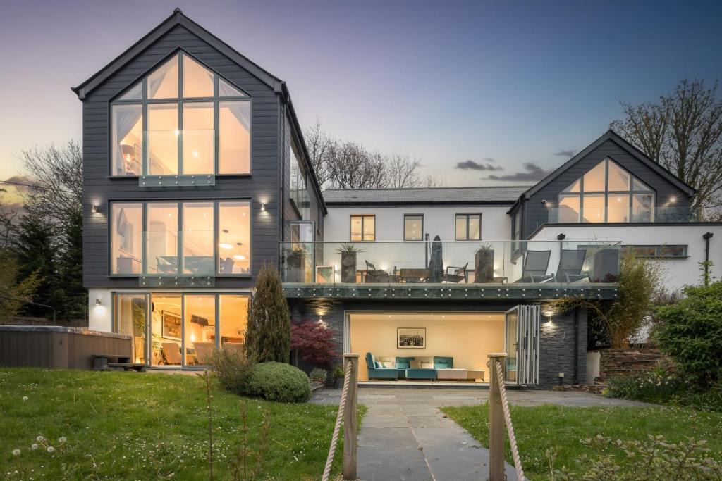 Feock House | Creek End