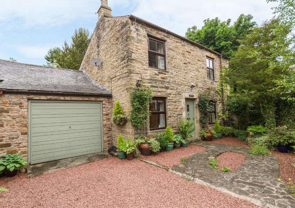 Haltwhistle House | Crescent Cottage