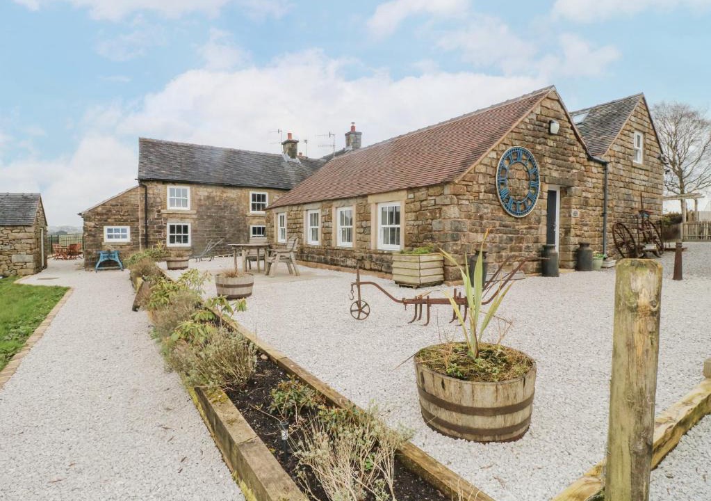 Longnor House | Curlew Cottage