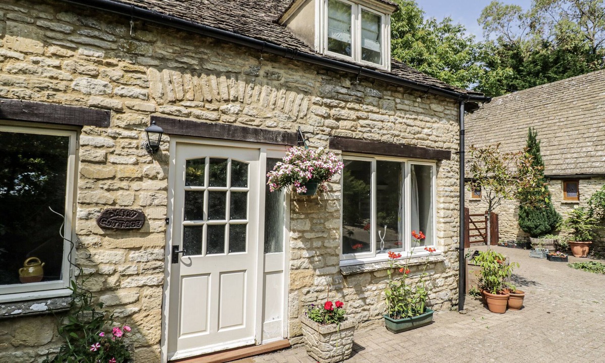 Minster Lovell Cottage | Dairy Cottage