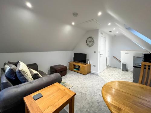 Treuddyn House | Delfryn