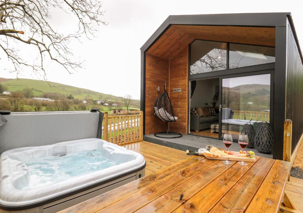 Llandrindod Wells House | Doe Lodge