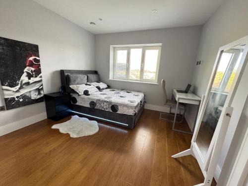 Chatham House | Double Room With Private Bathroom in Chatham