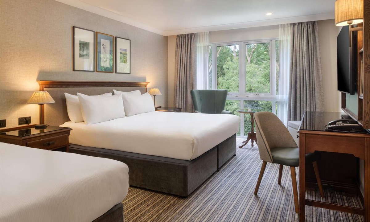 Charlton Kings Hotel | DoubleTree by Hilton Cheltenham-Cotswolds