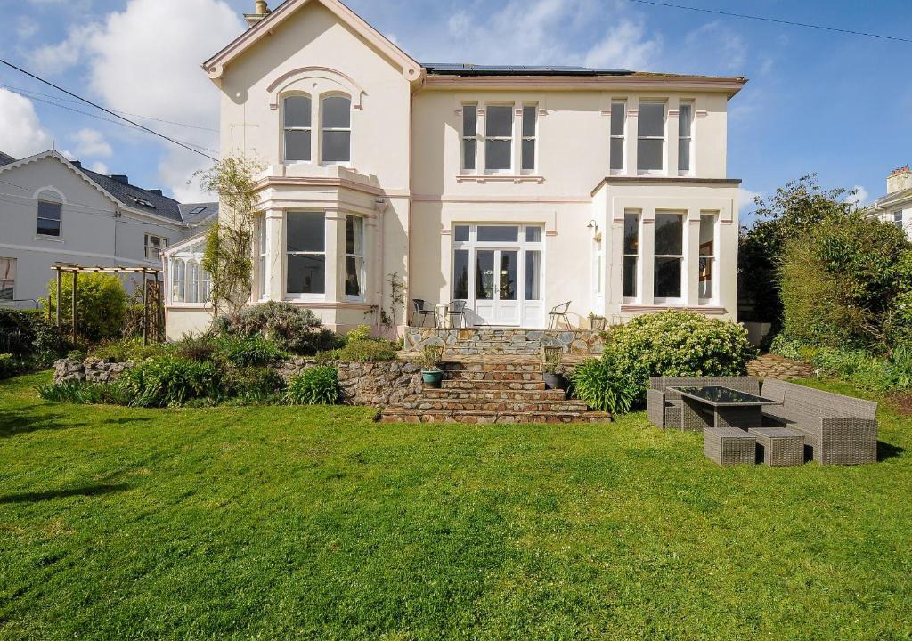 Teignmouth House | Duncombe