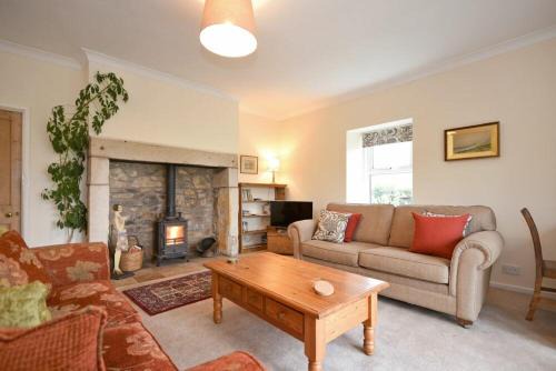 Chathill House | Dunrovin