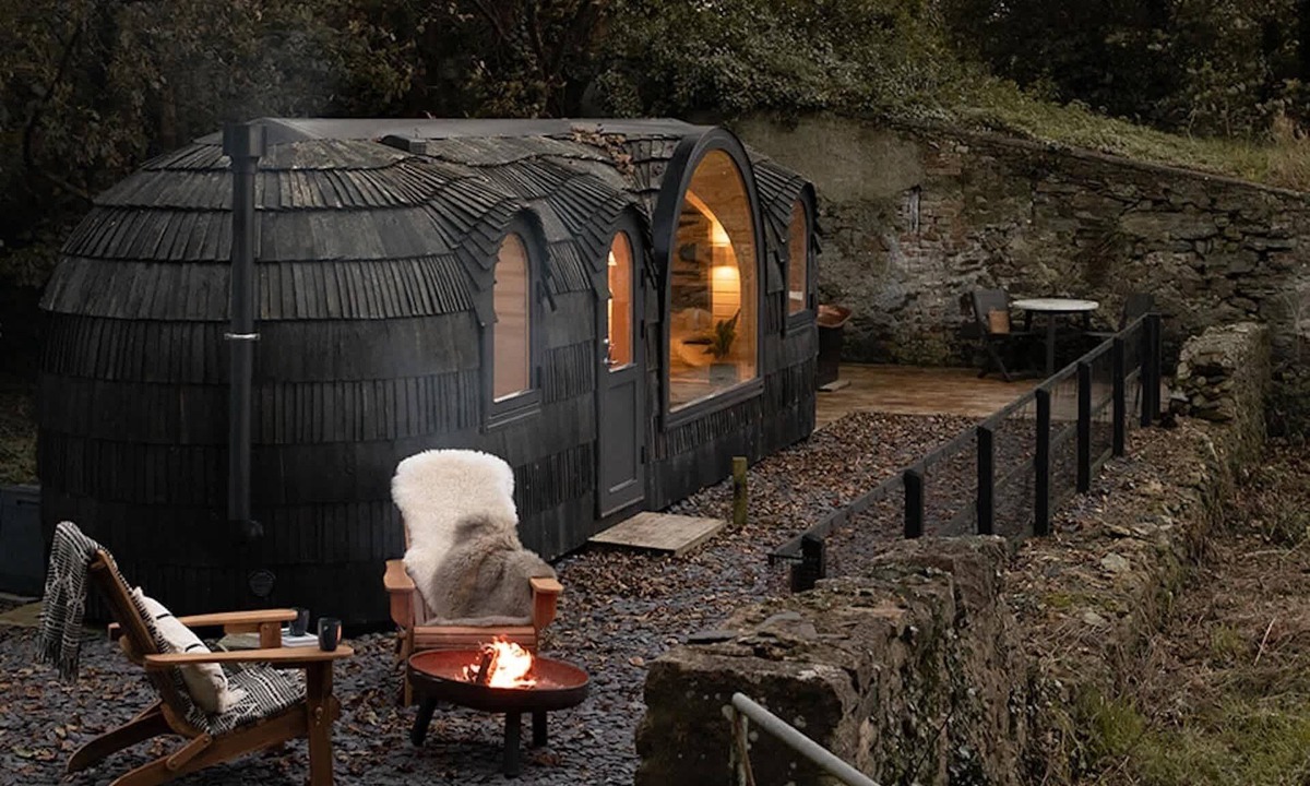 Amlwch Cabin | Eco-Cabin · Copper Bath & Sea Views · Anglesey