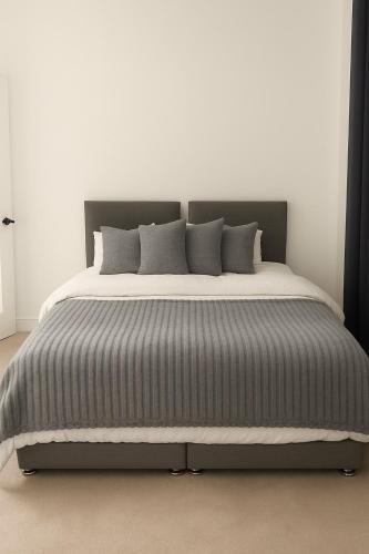 Edgware Apartment | Edgware one