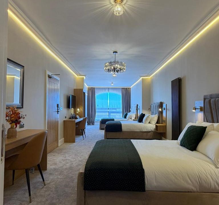 South Shore Hotel | Emerald Tide Hotel - Blackpool