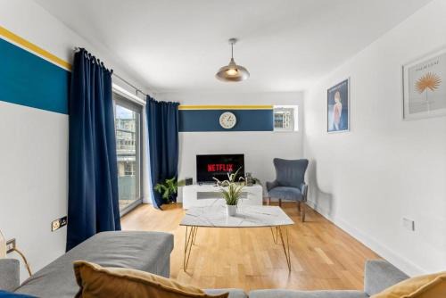 Redcliffe Apartment | Enchanting Bristol Abode -Sleeps 6