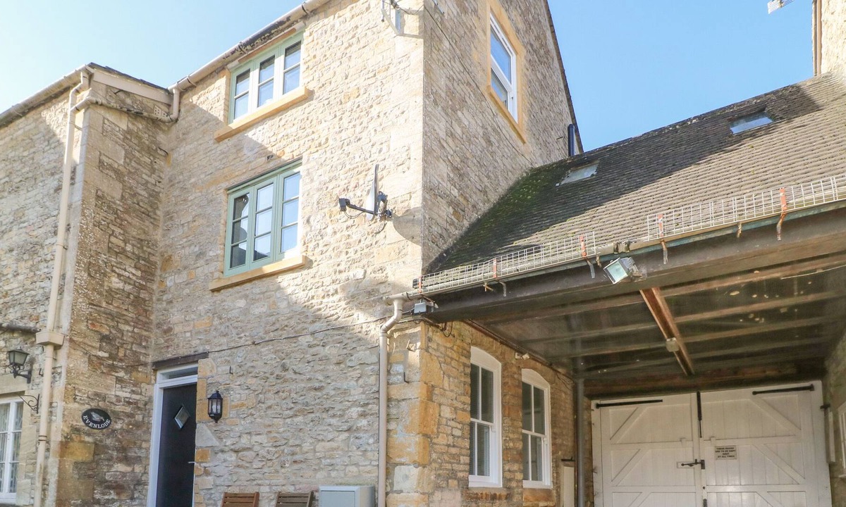 Stow-on-the-Wold House | EVENLODE COTTAGE, pet friendly in Stow-On-The-Wold