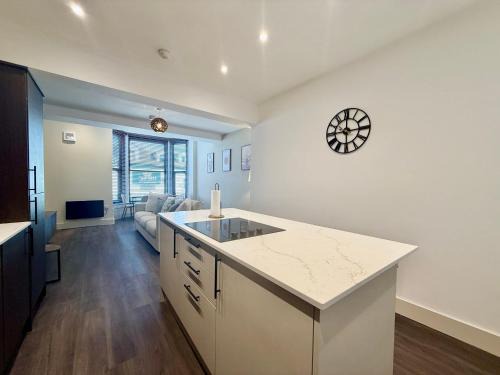 Waterloo Apartment | Fabulous Luxury Two Bedroom Duplex Apartment