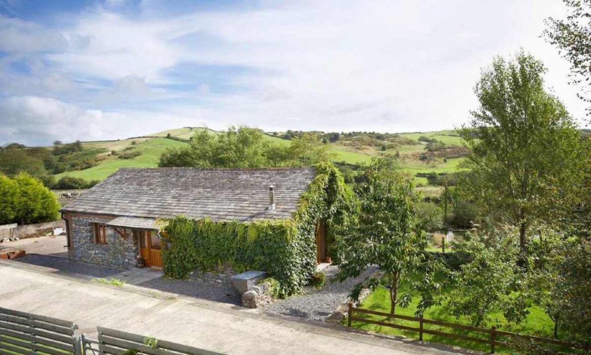 Ulverston House | Fellside Barn, Broughton Beck , Cumbria