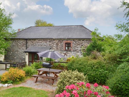 Saint Ann's Chapel House | Fennel