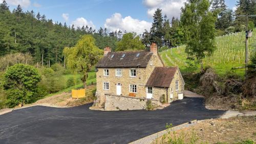Diddlebury House | Fernhalls Mill