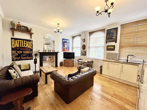 Shoscombe Apartment | Flat 1