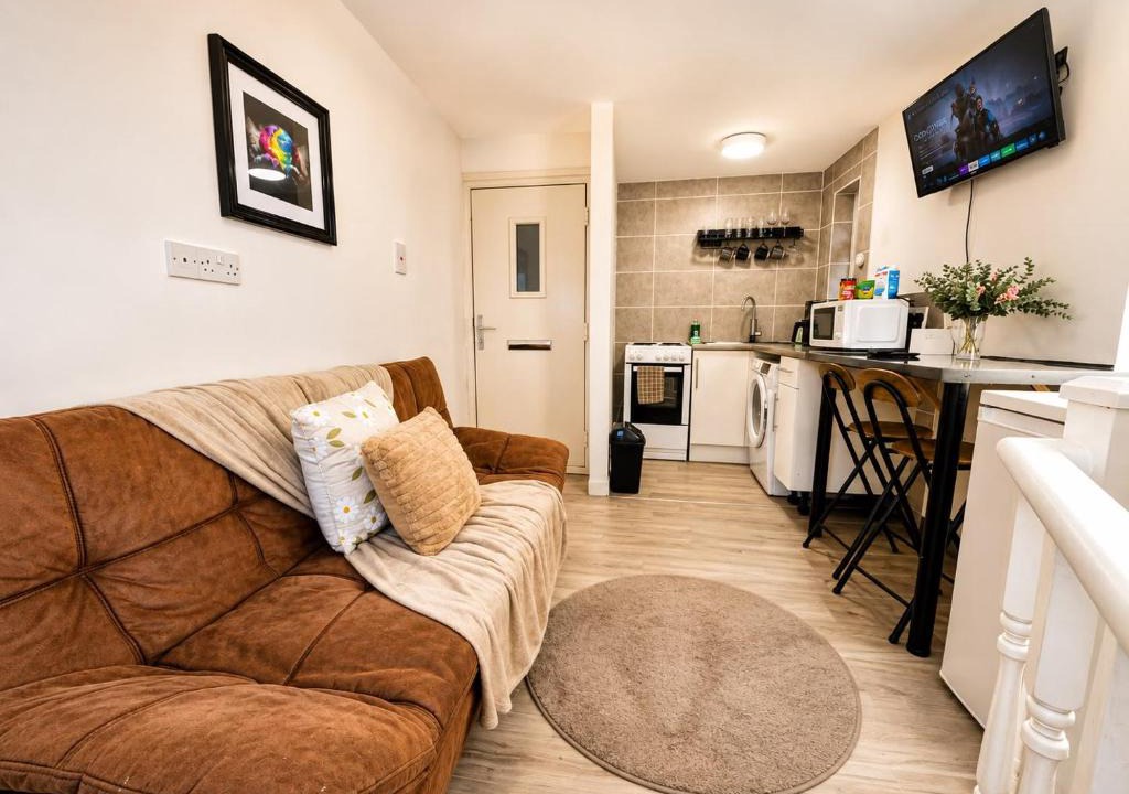 Everton Apartment | Flat 5 min From Stadium